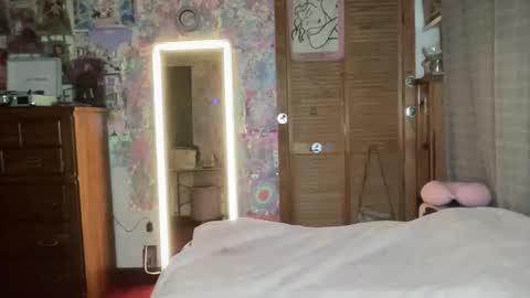 Lorelai Kane online show from March 16, 1:11 am