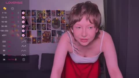 lorilorilorilori online show from November 26, 7:53 am