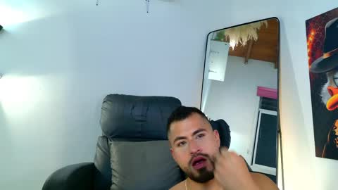 JUAN  JUAN online show from March 27, 8:26 am