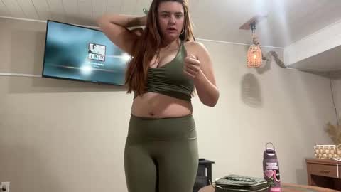 Snapshot of loserlexxx chatting on November 2, 6:43 pm lex online show from November 2, 6:43 pm