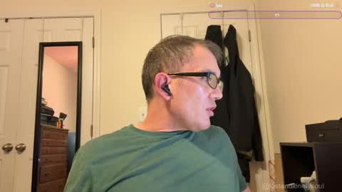 Snapshot of lostandlonelysoul chatting on September 29, 4:28 am Hazemir online show from September 29, 4:28 am