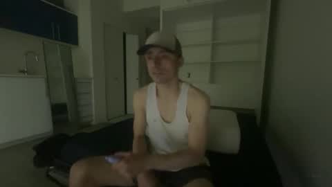 lostpuppyboy online show from November 1, 7:05 pm