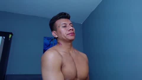 Snapshot of lothbrok_strong chatting on December 29, 4:27 am lothbrok online show from December 29, 4:27 am