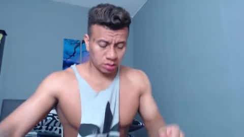 Snapshot of lothbrok_strong chatting on January 18, 12:13 am lothbrok online show from January 18, 12:13 am