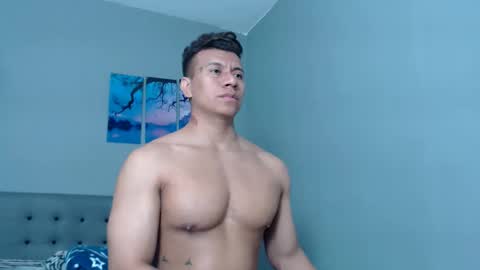 Snapshot of lothbrok_strong chatting on January 20, 12:36 am lothbrok online show from January 20, 12:36 am