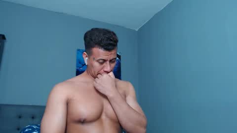 Snapshot of lothbrok_strong chatting on September 11, 1:06 am lothbrok online show from September 11, 1:06 am