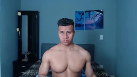 Snapshot of lothbrok_strong chatting on October 7, 10:29 pm lothbrok online show from October 7, 10:29 pm