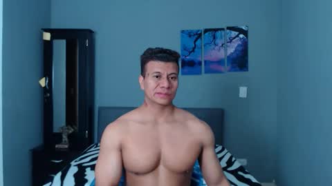 Snapshot of lothbrok_strong chatting on December 16, 10:15 pm lothbrok online show from December 16, 10:15 pm