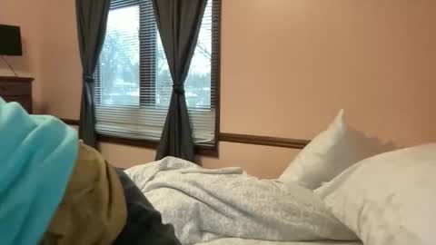 lothlori online show from December 18, 8:26 pm