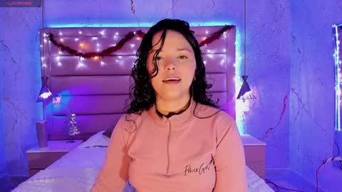 Snapshot of lotti_carter chatting on December 24, 3:16 am Lotti online show from December 24, 3:16 am