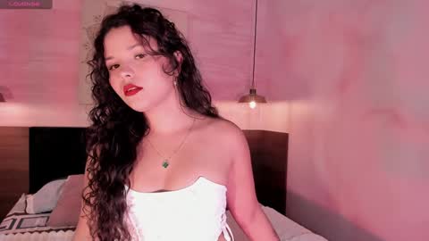 Snapshot of lotti_carter chatting on December 31, 6:24 pm Lotti online show from December 31, 6:24 pm