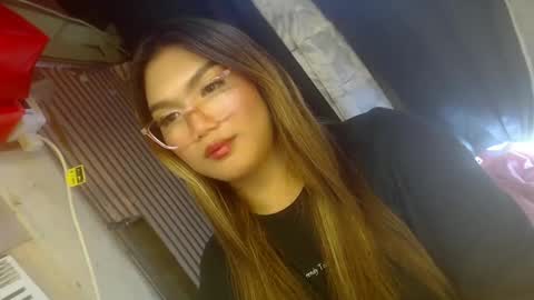 Snapshot of louheart chatting on December 24, 11:11 pm Sweet online show from December 24, 11:11 pm