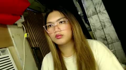 Snapshot of louheart chatting on January 2, 1:27 am Sweet online show from January 2, 1:27 am