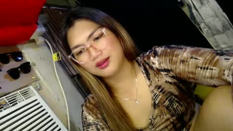 Snapshot of louheart chatting on January 8, 8:16 am Sweet online show from January 8, 8:16 am