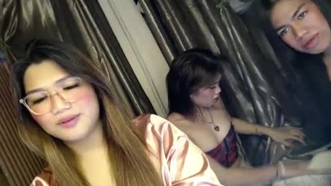 Snapshot of louheart chatting on March 3, 9:33 am Sweet online show from March 3, 9:33 am