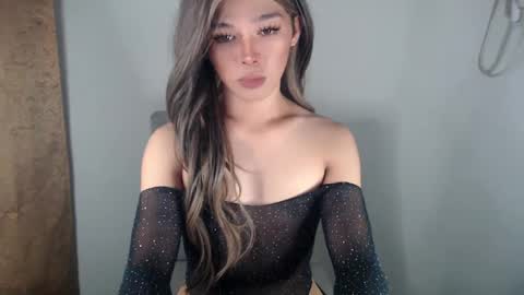 Snapshot of louilalicious chatting on March 1, 9:51 am louilalicious online show from March 1, 9:51 am