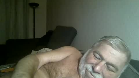 louis_chokdee online show from December 28, 6:08 pm