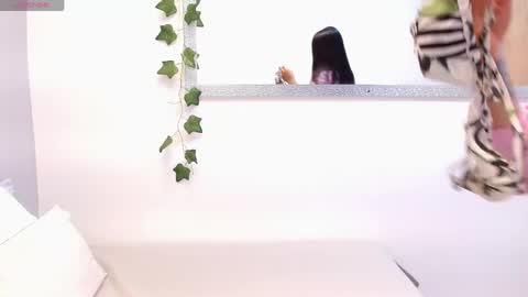 Louis K online show from April 18, 11:25 am