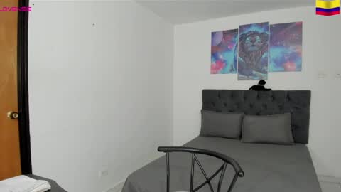 louis_marley_ online show from December 27, 10:05 pm