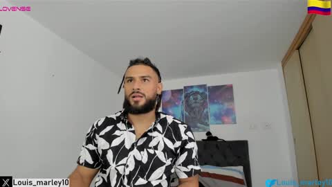 louis_marley_ online show from January 24, 9:47 pm