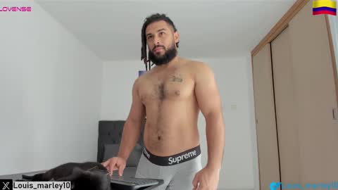 louis_marley_ online show from September 26, 3:05 pm