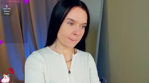 Brook and Del online show from November 27, 5:26 pm