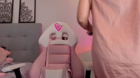 Lourrein Stoun   Independiente online show from January 11, 12:55 am