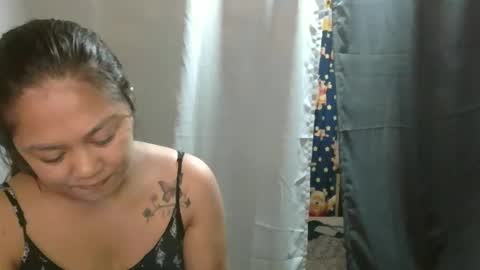 Snapshot of lovable_kiss029 chatting on November 22, 2:16 pm lovable_kiss029 online show from November 22, 2:16 pm