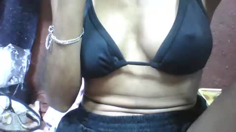 Snapshot of lovaelisa chatting on November 25, 7:36 pm lovaelisa online show from November 25, 7:36 pm