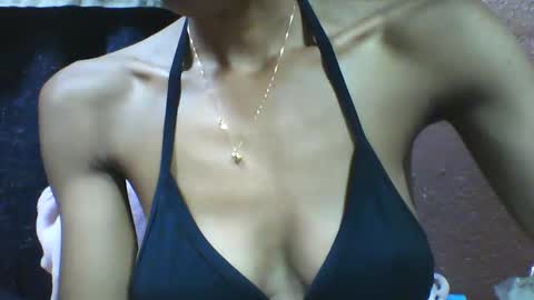 Snapshot of lovaelisa chatting on November 28, 8:39 am lovaelisa online show from November 28, 8:39 am