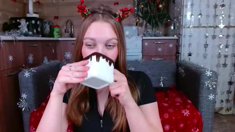 love bella  online show from December 23, 12:41 am