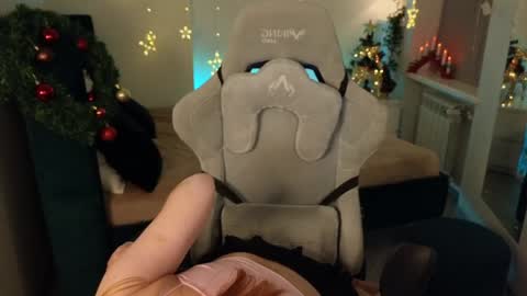 Snapshot of love_call chatting on January 3, 8:32 am love_call online show from January 3, 8:32 am