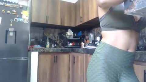 Nina online show from October 1, 4:57 pm