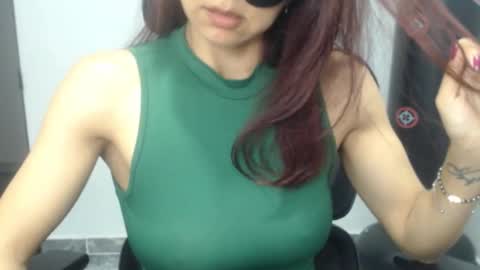 Nina online show from January 14, 8:47 pm