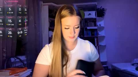 Megan online show from October 3, 3:31 pm