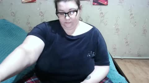 Snapshot of love_milanna chatting on March 2, 12:22 pm Milana online show from March 2, 12:22 pm