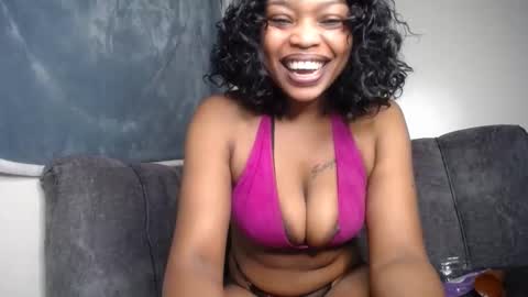 Niah online show from October 5, 11:19 am