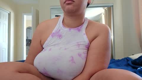 Snapshot of love_raquel_xo chatting on October 12, 3:44 pm Raquel Love online show from October 12, 3:44 pm