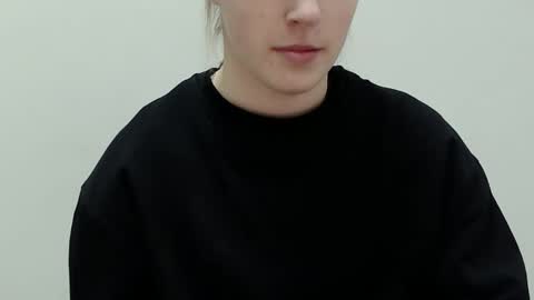 Snapshot of love_vivian chatting on November 25, 1:44 pm Vivian online show from November 25, 1:44 pm