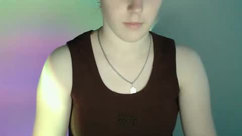 Snapshot of love_vivian chatting on December 2, 1:17 pm Vivian online show from December 2, 1:17 pm