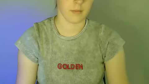 Snapshot of love_vivian chatting on December 5, 1:20 pm Vivian online show from December 5, 1:20 pm