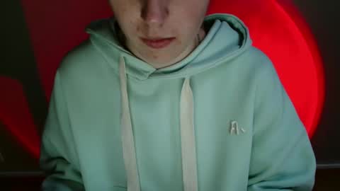 Vivian online show from December 22, 1:19 pm