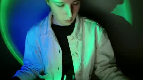 Vivian online show from February 4, 11:05 am