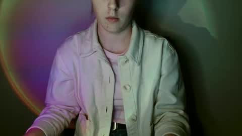 Vivian online show from February 12, 1:50 pm