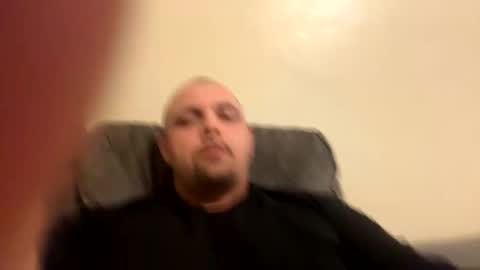 lovecurve_ online show from November 28, 2:42 pm