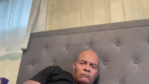 loved19 online show from October 31, 6:53 pm