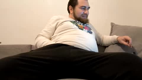 Snapshot of loveepussy59 chatting on January 6, 7:52 am Free spirit online show from January 6, 7:52 am