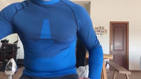 Loveisperfect online show from January 10, 12:40 pm