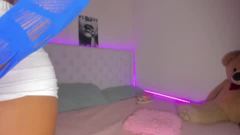 Val online show from January 11, 3:13 am