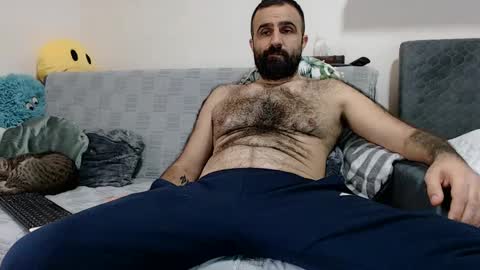 loveivat80 online show from December 10, 1:33 pm